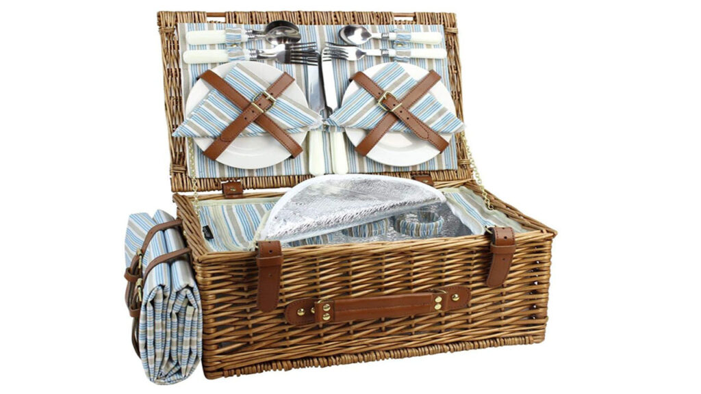 Picnic Basket - gifts for beach lovers